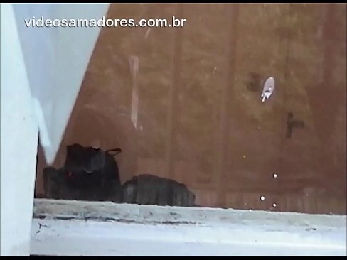 ❤️ Kiimas mees vaatab oma tüdruksõpra koos teise mehega, salvestab keppimisvideot ilma paari häirimata ️ Anaal porno at us