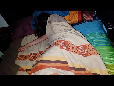 ❤️ Kasupoeg sõimab oma noort kasuema, kui ta magab. ️ Anaal porno at us